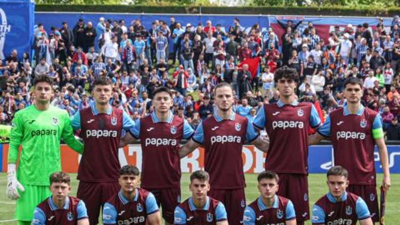 Trabzonspor U19 Tarih Yazdı UEFA Gençlik Ligi Finalinde