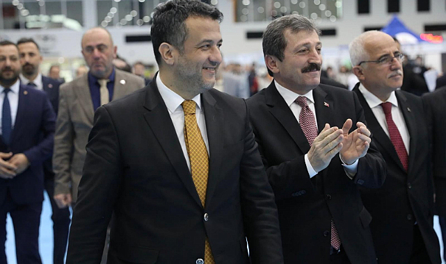 Türk Dünyası Çocukları Samsun’da 23 Nisan’ı Kutluyor