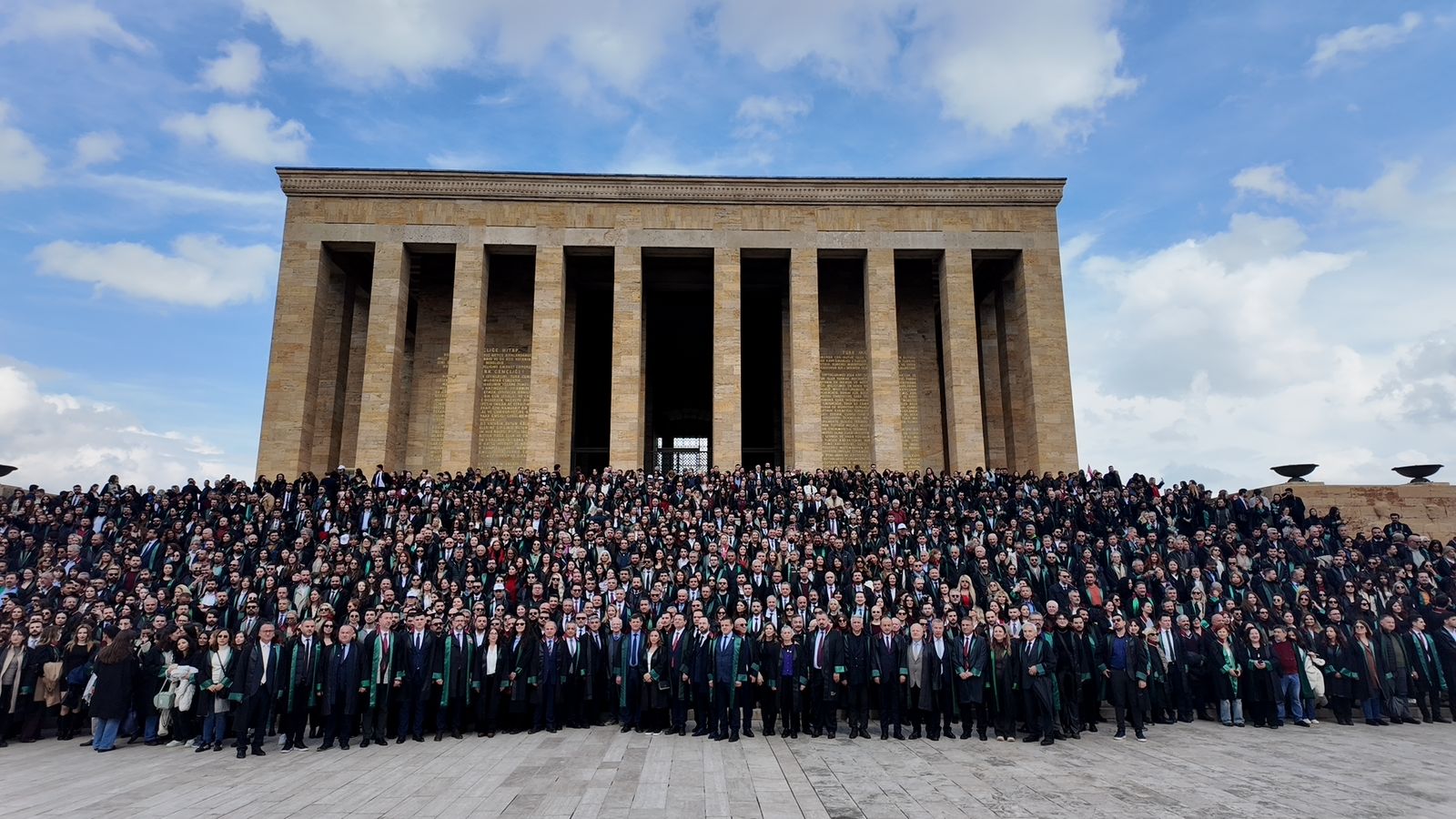 Türkiye Barolar Birliği Ata’nın huzurunda