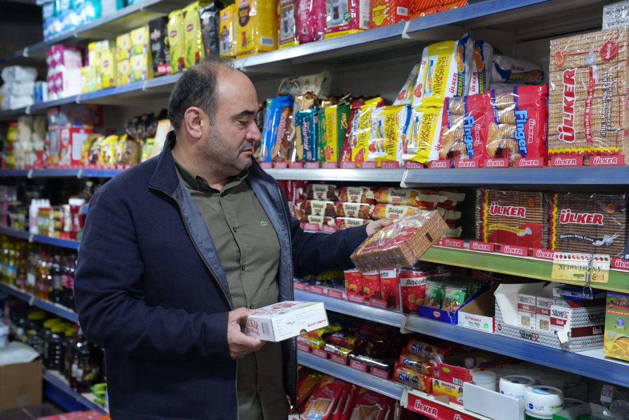 Başkan Akdenizli’den esnafa destek, boykota tepki