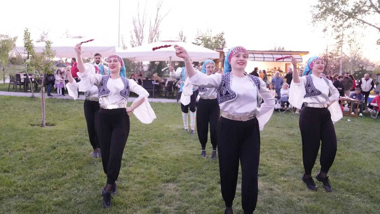 Ankara’da Binlerce Kişilik Balkan Hıdırellez Şöleni
