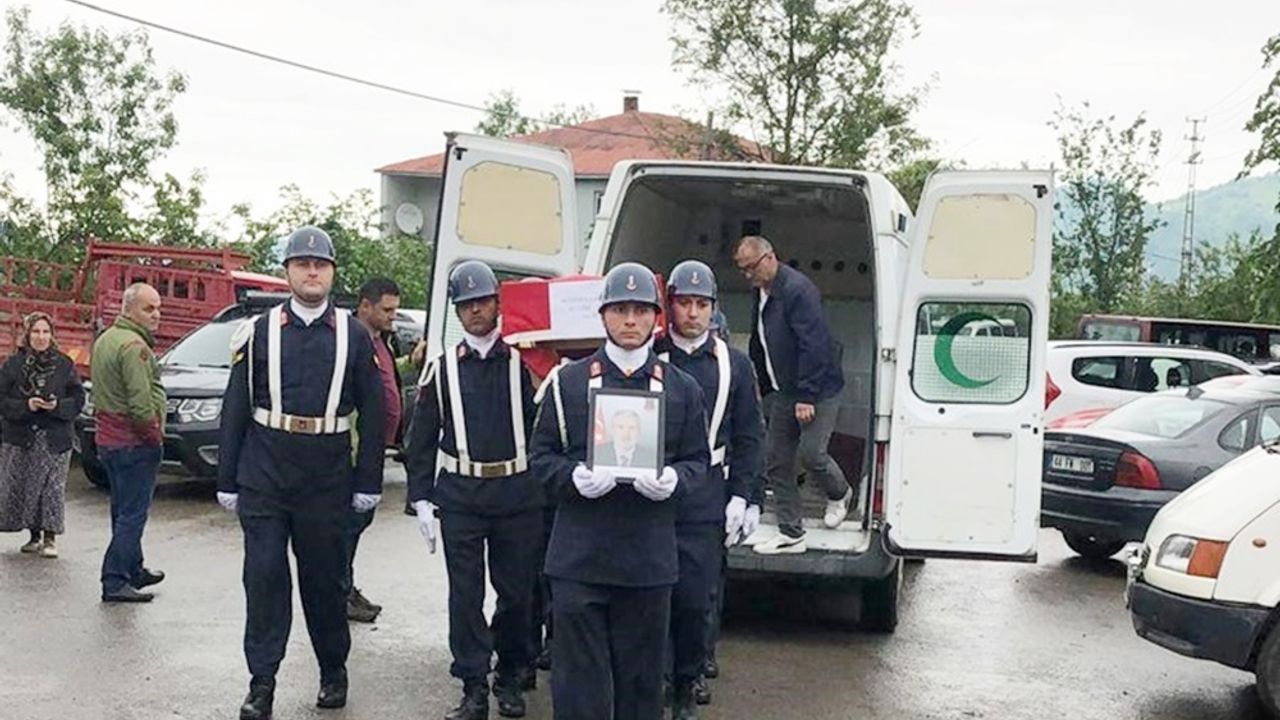 Emekli Uzman Çavuş Hacı Mustafa Karagöz Son Yolculuğuna Uğurlandı