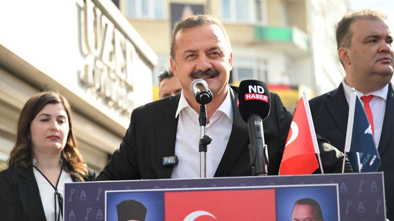 Anahtar Parti Lideri Ağıralioğlu Nevşehir’de Esnafla Buluştu