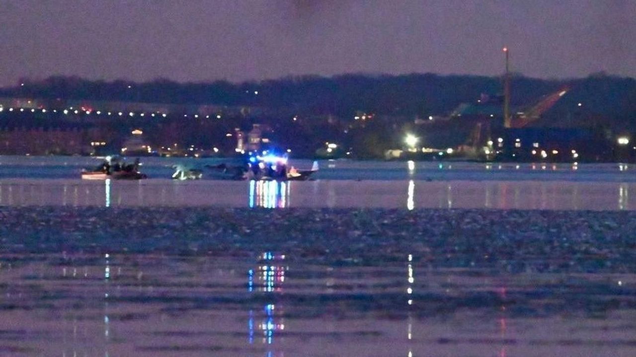 ABD Donanması: USS Truman’dan İkinci Uçak Kazası