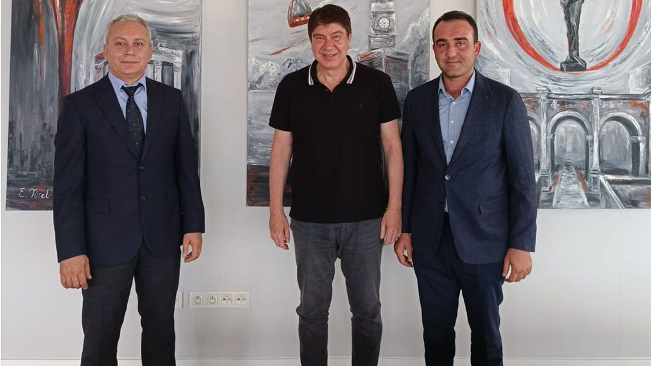 Menderes Türel, Yerel Yönetim ve Sosyal Yardım Çalışmalarını Değerlendirdi