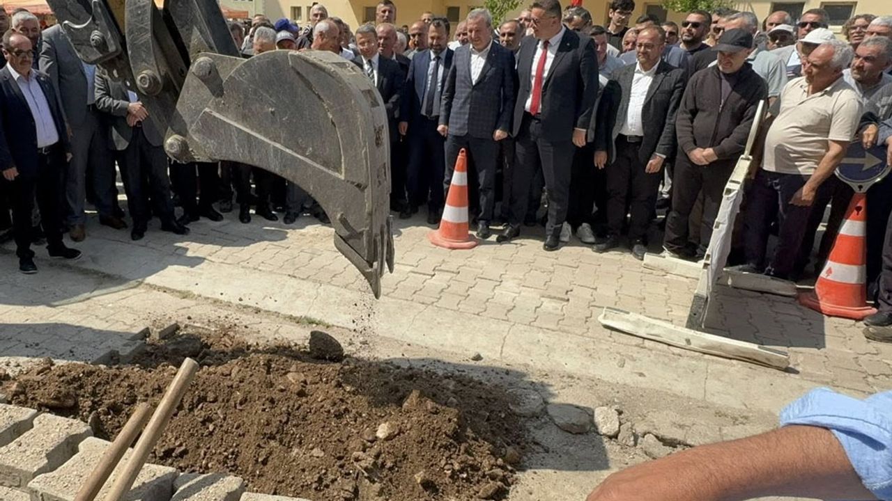 Eğirdir Pınar Pazarı’nda Doğalgaz Çalışmaları Başladı