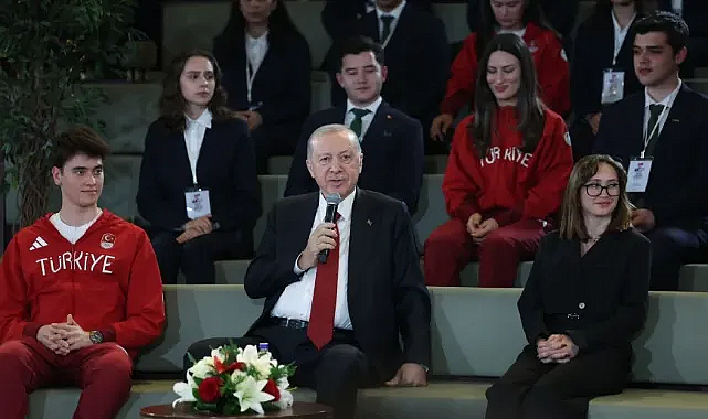 Erdoğan: Türkiye Yüzyılı’nın Gençleriyle Gurur Duyuyorum