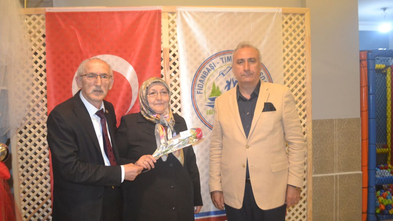 Trabzon Şalpazarı’nda Anneler Müzik Eşliğinde Buluştu