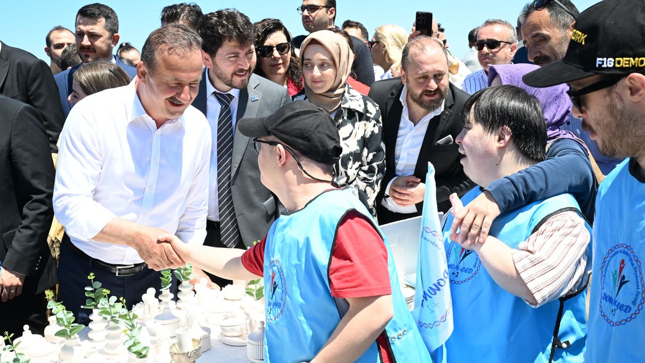 Anahtar Parti Lideri Ağıralioğlu Samsun’da 19 Mayıs Sempozyumunda