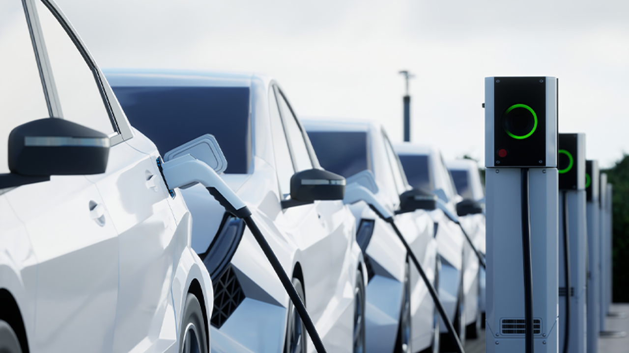 Elektrikli Araç Satışları Nisan 2025’te %29 Yükseldi