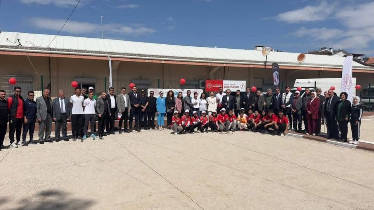 Antalya Korkuteli’de Modern Bocce Sahası Açıldı