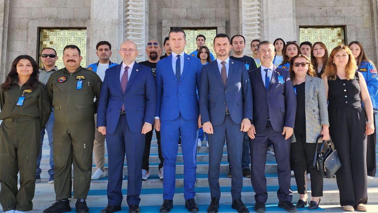 Burdur Milletvekilleri THK Gençleriyle TBMM’de Buluştu