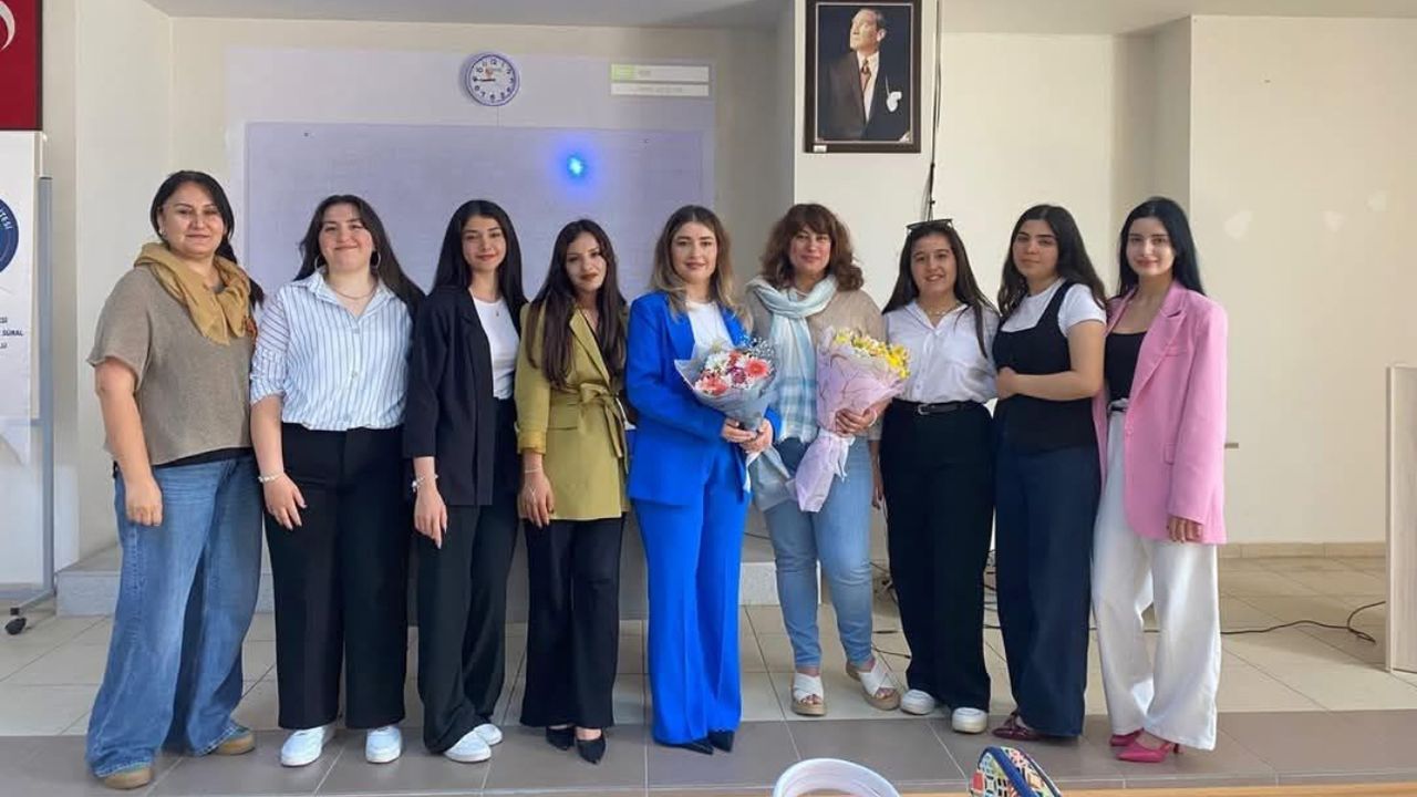 Genç Anksiyetesi ve Başa Çıkma: Antalya’da Seminer