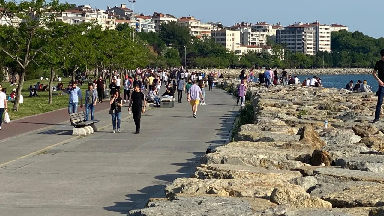 Meteoroloji: Türkiye’de Sıcaklık Yarın Normalleri Aşacak