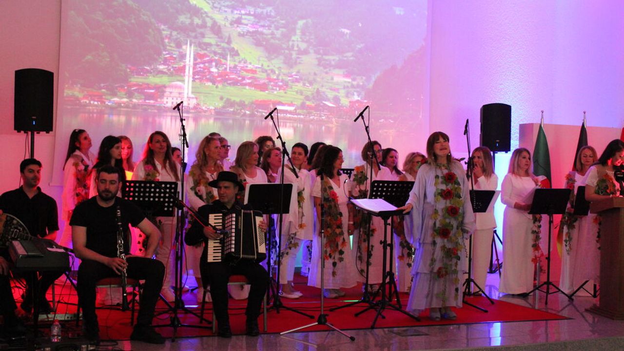 Almanya’da Türk Kültürü Etkinliğine Büyük İlgi