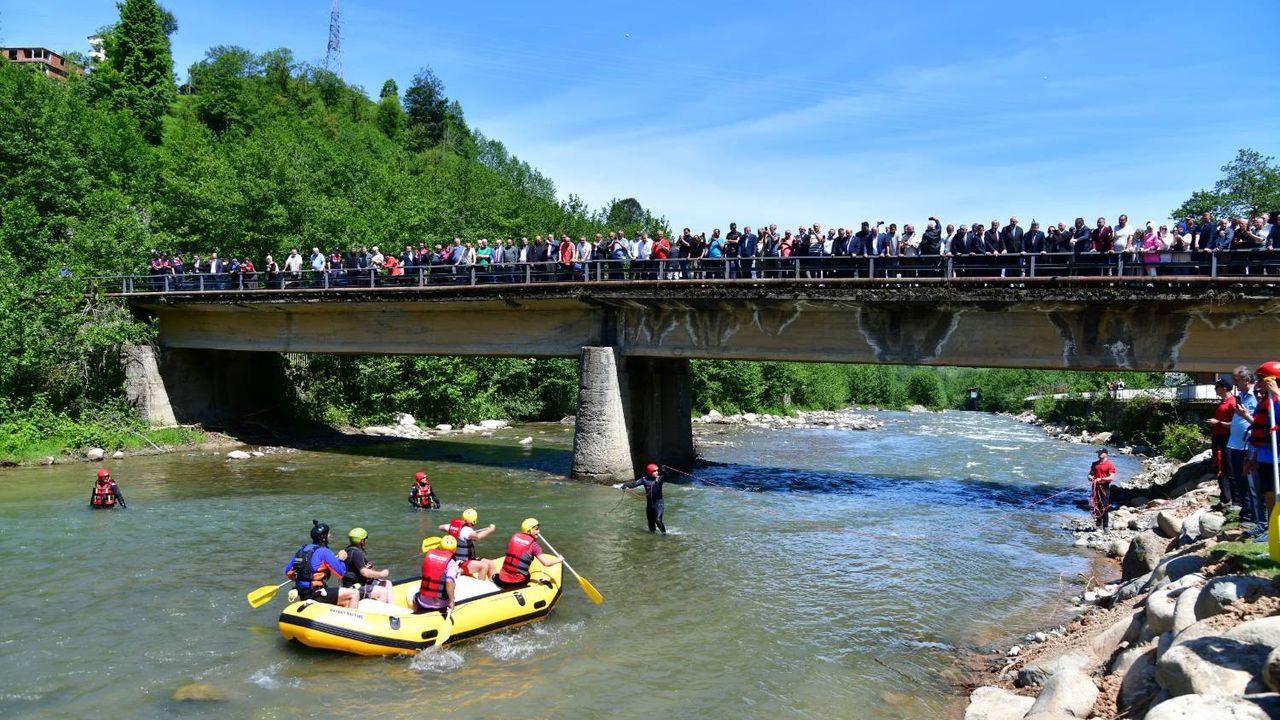 Trabzon Hayrat’ta Rafting Parkuru Açıldı: Ekonomiye Katkı