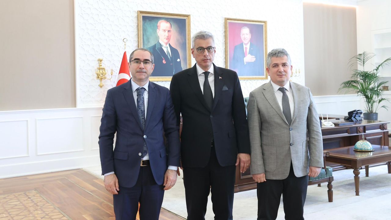 Rize Sağlık Yatırımları Bakan Memişoğlu İle Görüştü