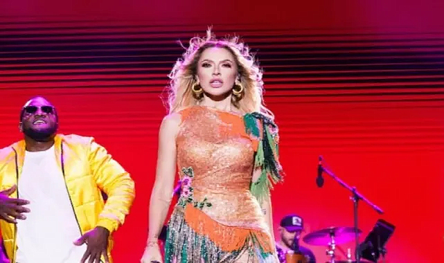 Reynmen’in Annesine Hadise’den Sahne Yanıtı