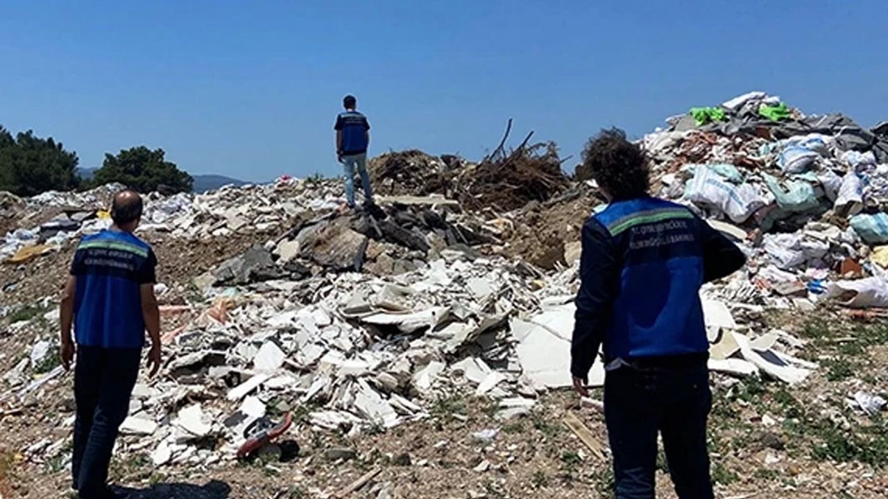 Gaziemir Belediyesi’ne Vahşi Depolama Cezası