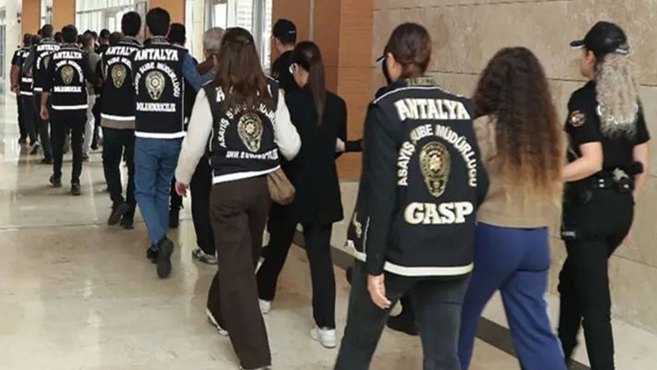 Antalya Fuhuş Operasyonu: 8 Gözaltı, 42 Milyon TL Mal Varlığı