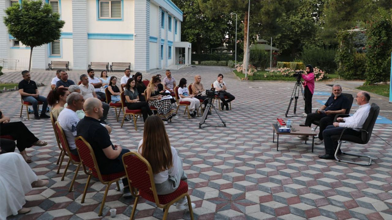 ISUBÜ’de Tıbbi Sülüklerin Medikal Kullanımı ve Geleceği Masaya Yatırıldı