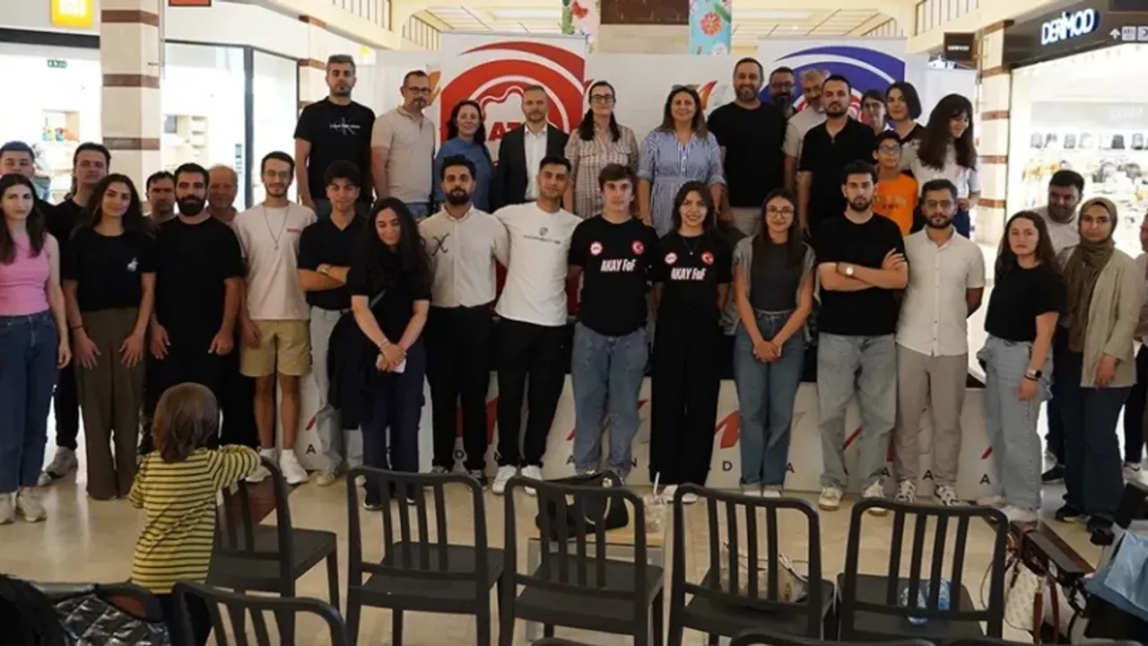 ATÜ Bilim Kafe Etkinlikleri AVM’lerde Halkla Buluştu