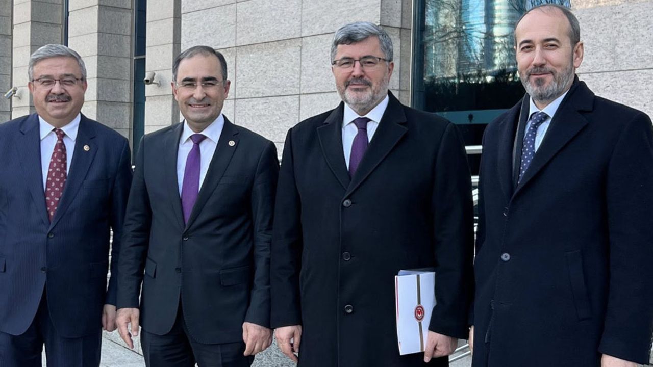 Dr. Hakkı Öztürk Afyonkarahisar İl Sağlık Müdürü Oldu