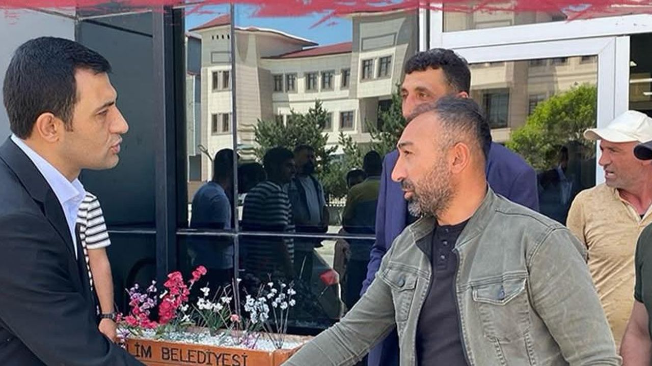 Kars’ta İki Aile Arasındaki Husumet Barış Töreniyle Sona Erdi