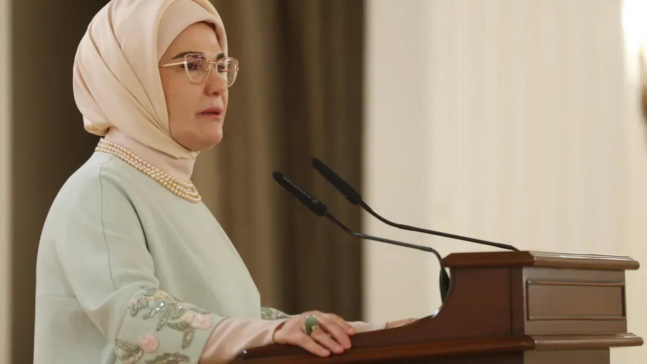 Emine Erdoğan’dan Kurban Bayramı’nda Barış ve Kardeşlik Mesajı
