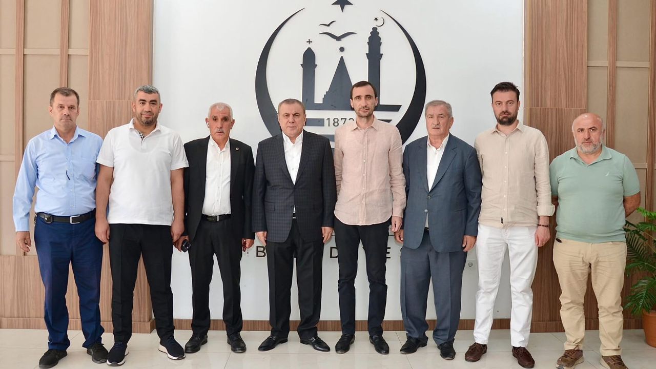 AK Parti Keçiören Heyeti Midyat Belediye Başkanı ile Görüştü