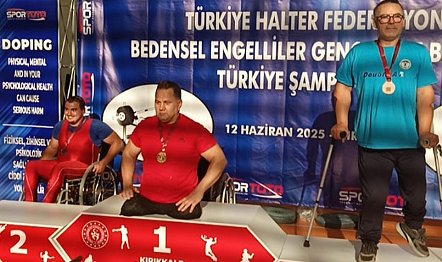 Kaner Altıntaş Powerlifting’te Türkiye Şampiyonu Oldu
