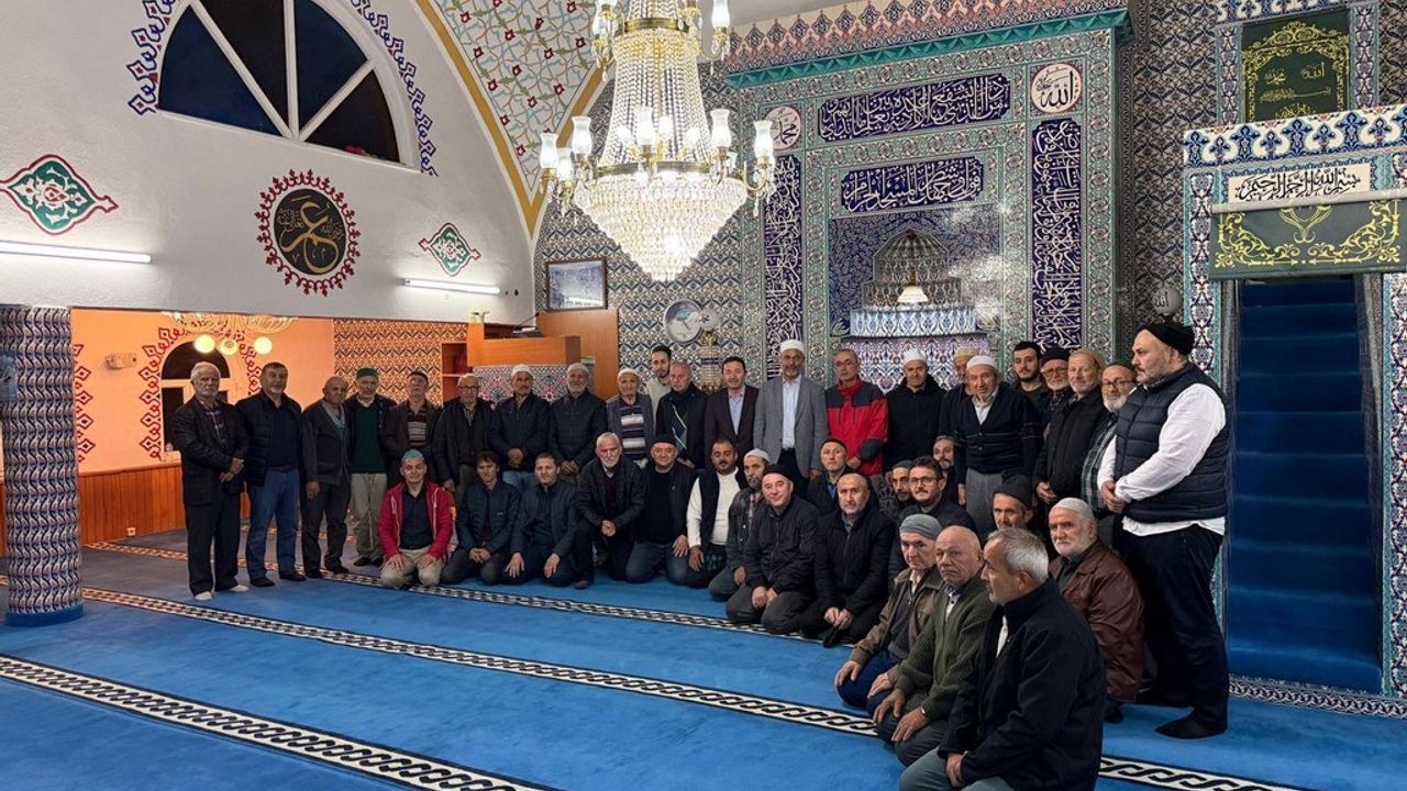 Kuzgun Köyü’nde Kurban Bayramı Sabah Namazı Coşkusu