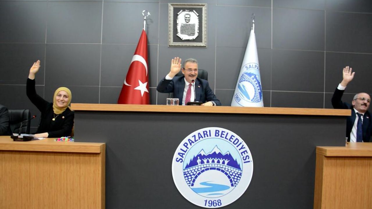 Şalpazarı Kaymakamı Semih Memiş’e Fahri Hemşehrilik Beratı Verildi