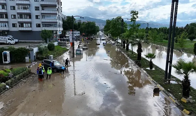 Trabzon’da Sağanak Felaketi: Pazarkapı Mahallesi Sular Altında