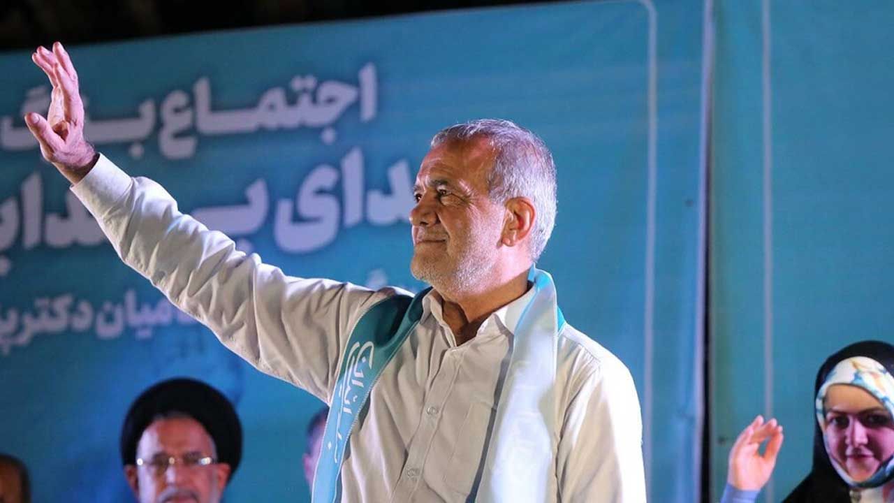 İran ABD’nin Nükleer Taleplerini Reddetti