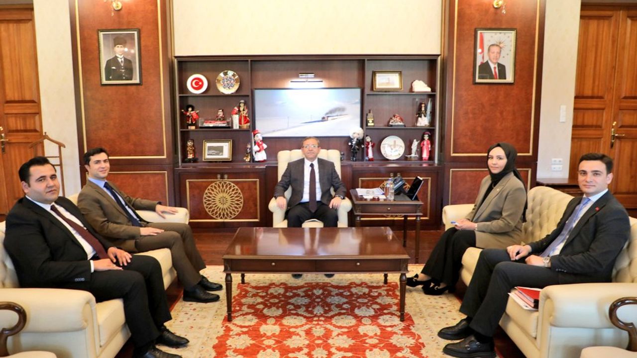 Kars’ta Kamu Hizmetleri ve Yatırımlar Masaya Yatırıldı