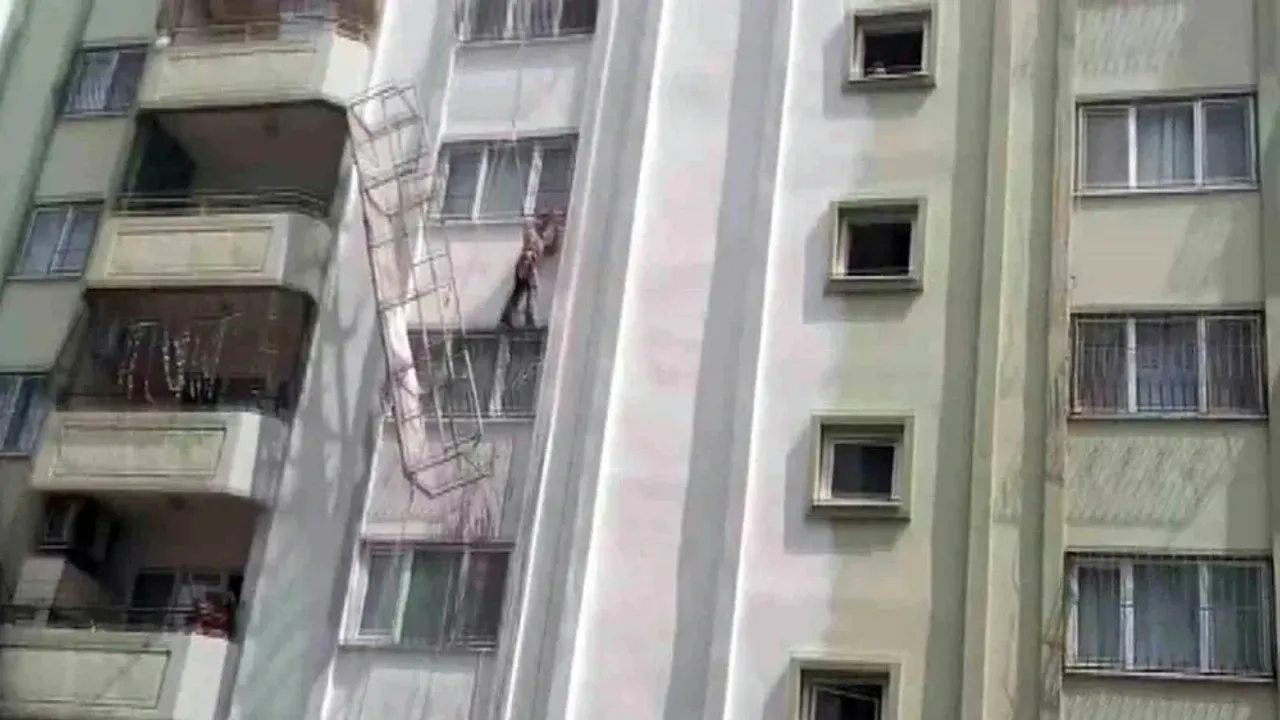 Adana’da İskele Halatı Koptu: İşçi Metrelerce Yüksekte Asılı Kaldı