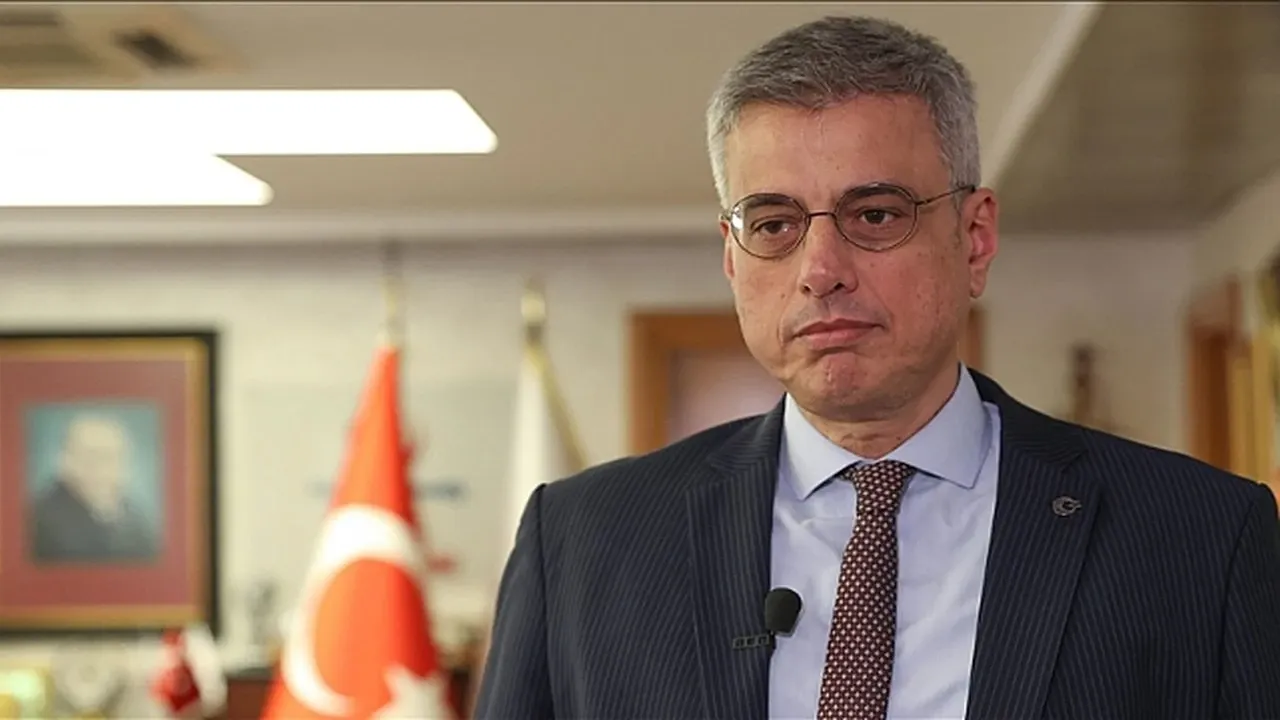 Sağlık Bakanı Memişoğlu: Yangınlarda 2 Can Kaybı, Sigara Kullanımını Azaltma Hedefi