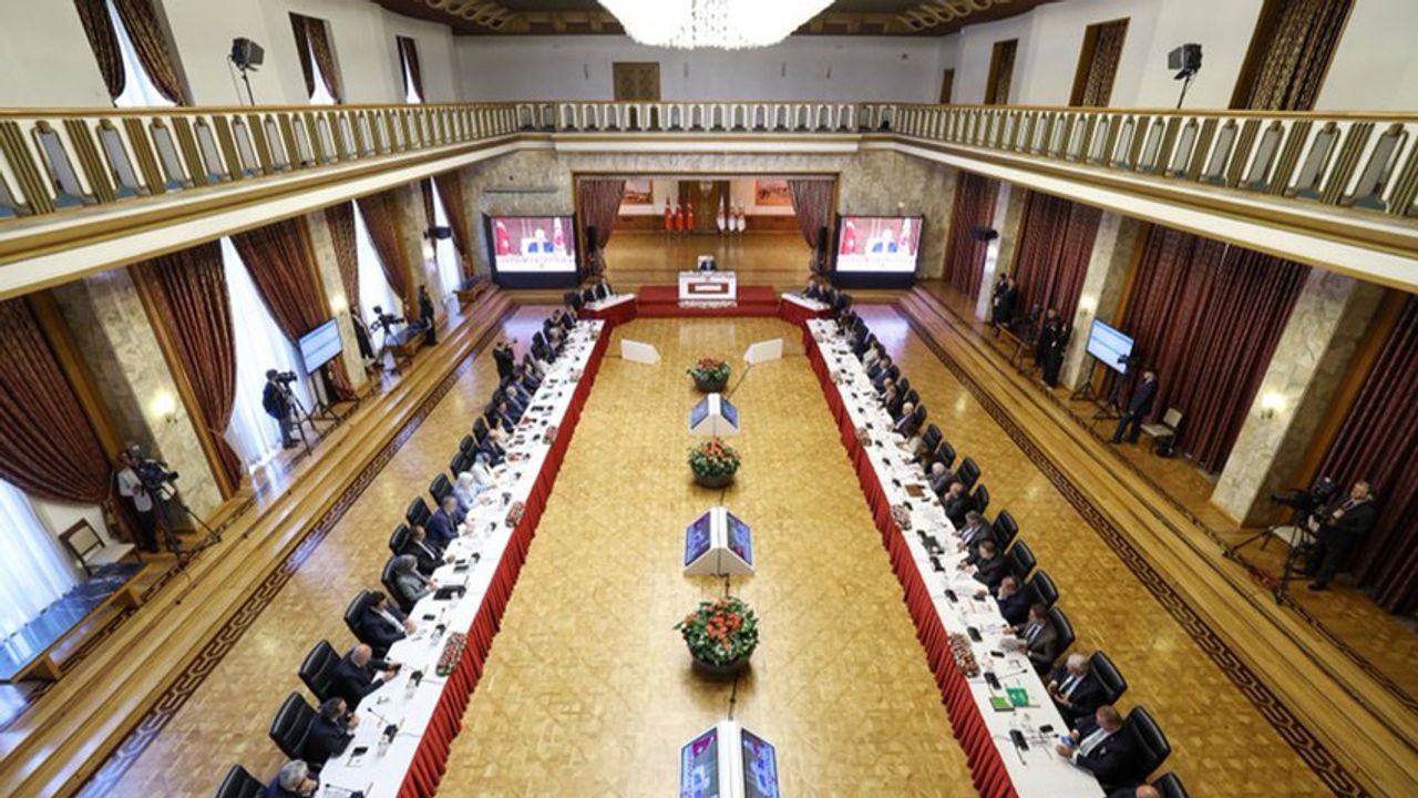 TBMM Güvenlik Soruşturması Komisyonu Araştırma Merkezlerini Dinleyecek