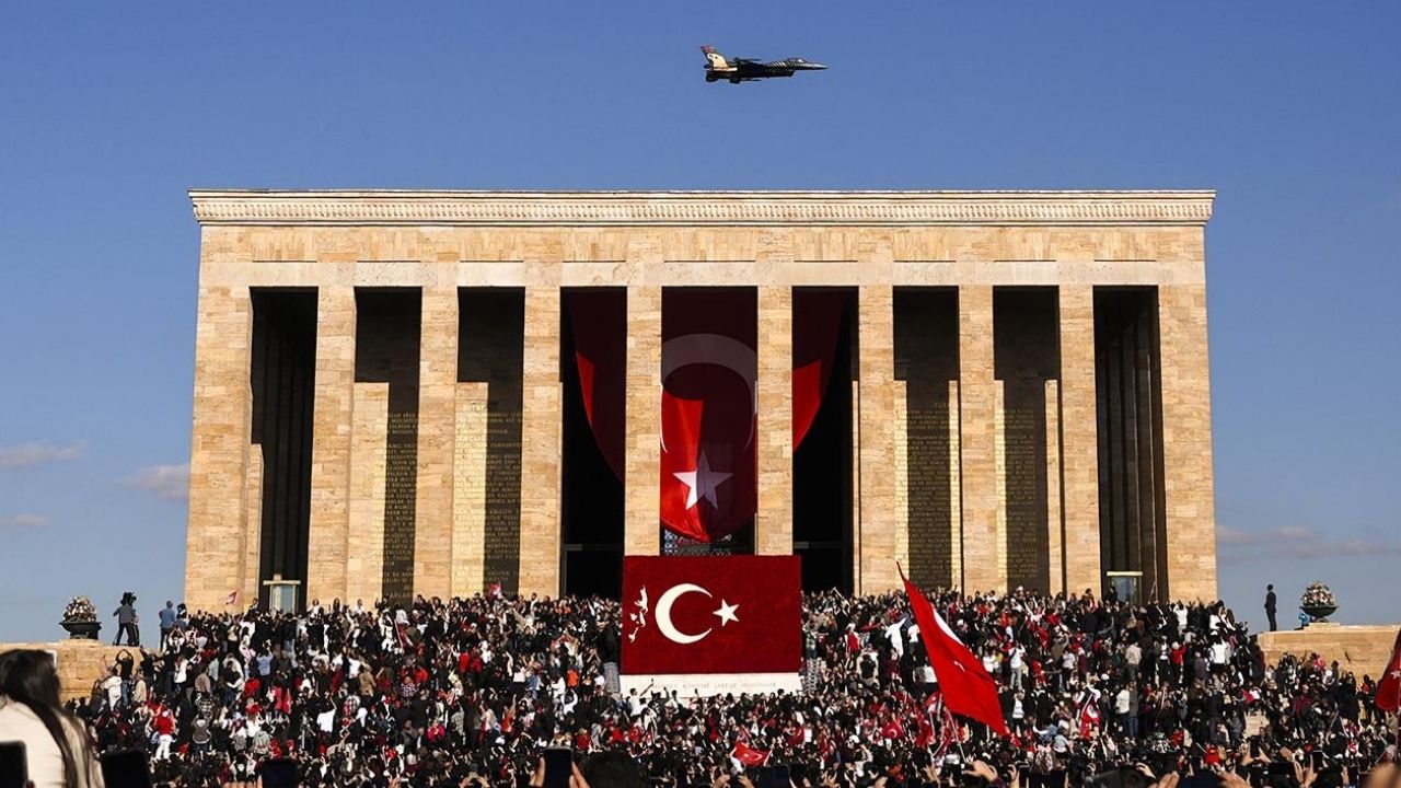 10 Kasım’da Anıtkabir Ziyaretçi Rekoru Kırdı