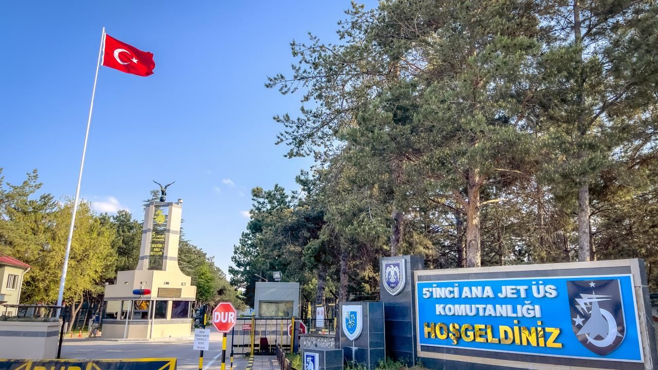 Gürcistan’da Türk Askeri Kargo Uçağı Düştü: 10 Şehit