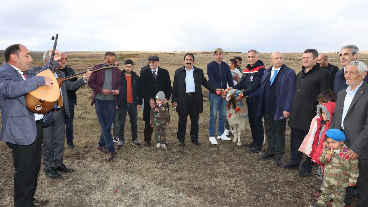 Koç Köyü’nde Geleneksel Koç Katım Töreni Düzenlendi