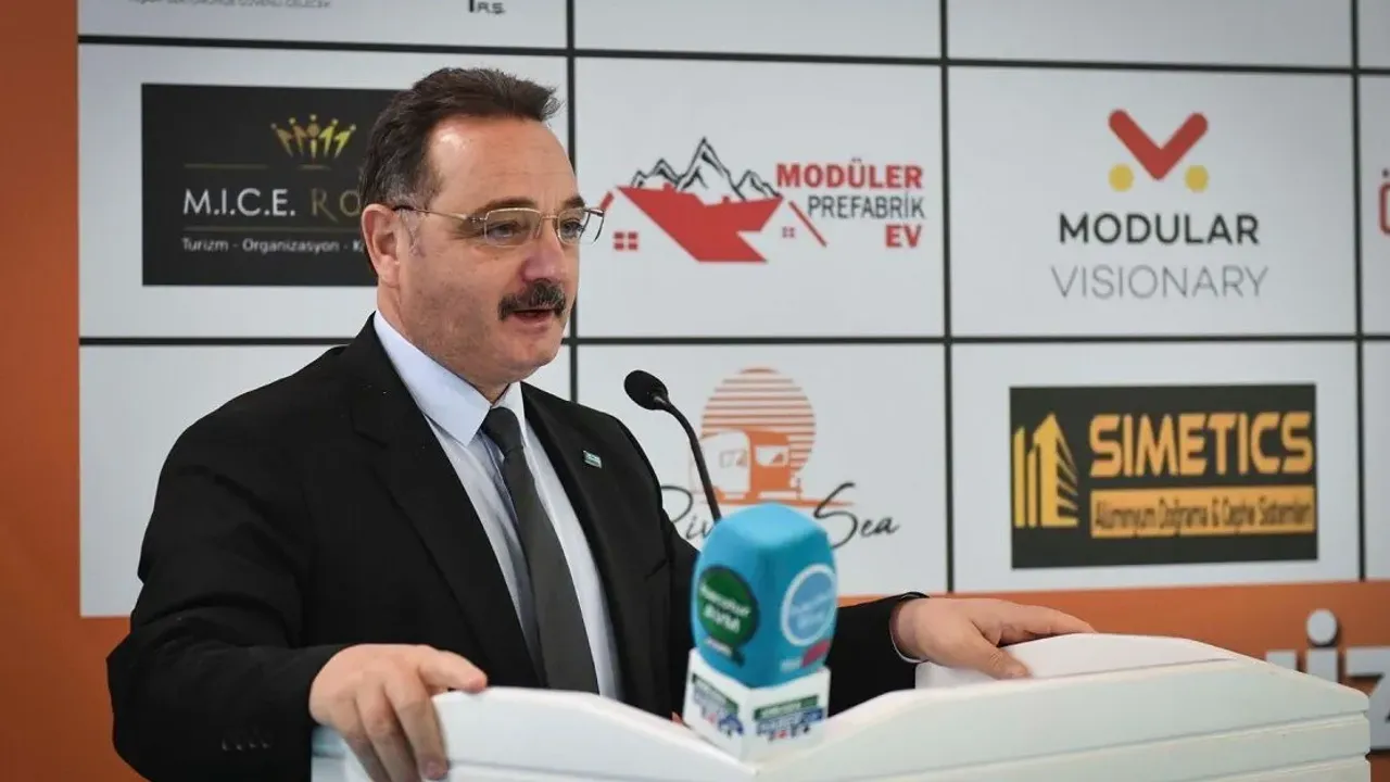 Fuar: Depreme Dayanıklı Minimal Konutlar Sergilendi