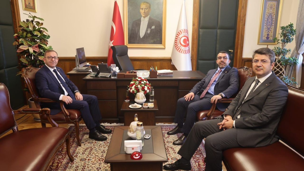 Kars Valisi Ankara’da Yatırım ve Turizm Görüşmeleri Yaptı