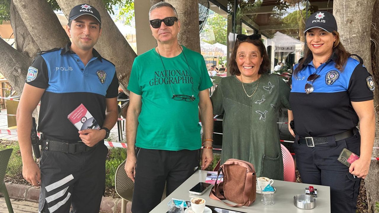 Antalya’da Polisten Dolandırıcılık Farkındalık Projesi