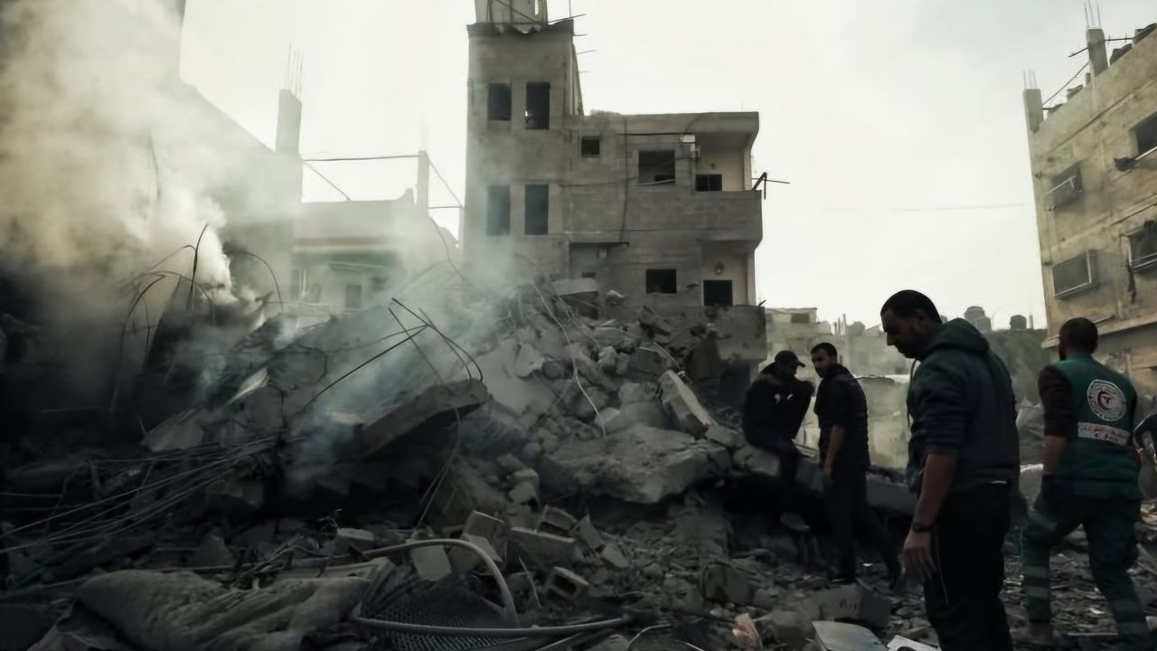 Gazze’de Patlamamış Mühimmat Çocuğu Öldürdü