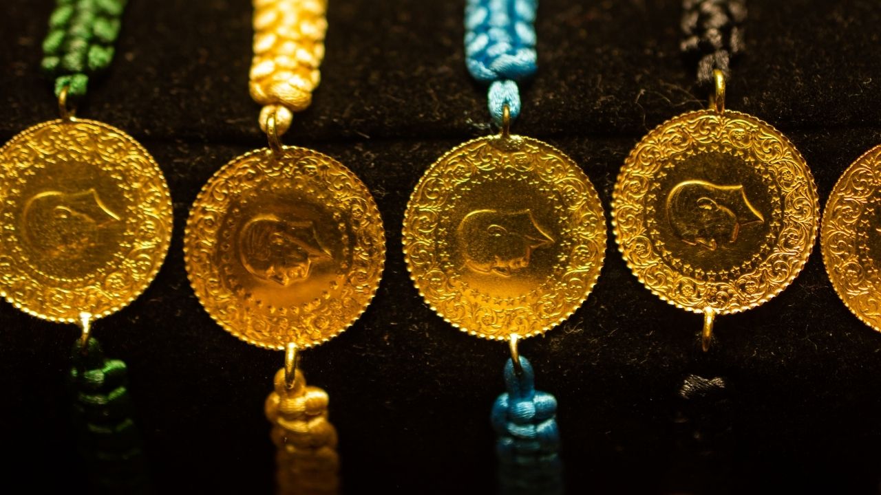 Gram Altın Düşüşte: Fed Sinyalleri Piyasaları Etkiliyor