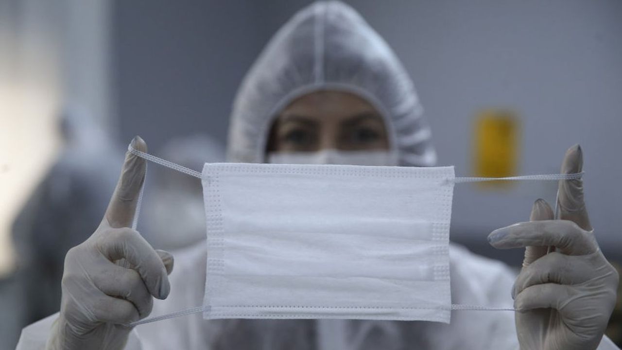 İran’da Hava Kirliliği ve Grip Salgını Nedeniyle Uzaktan Eğitim