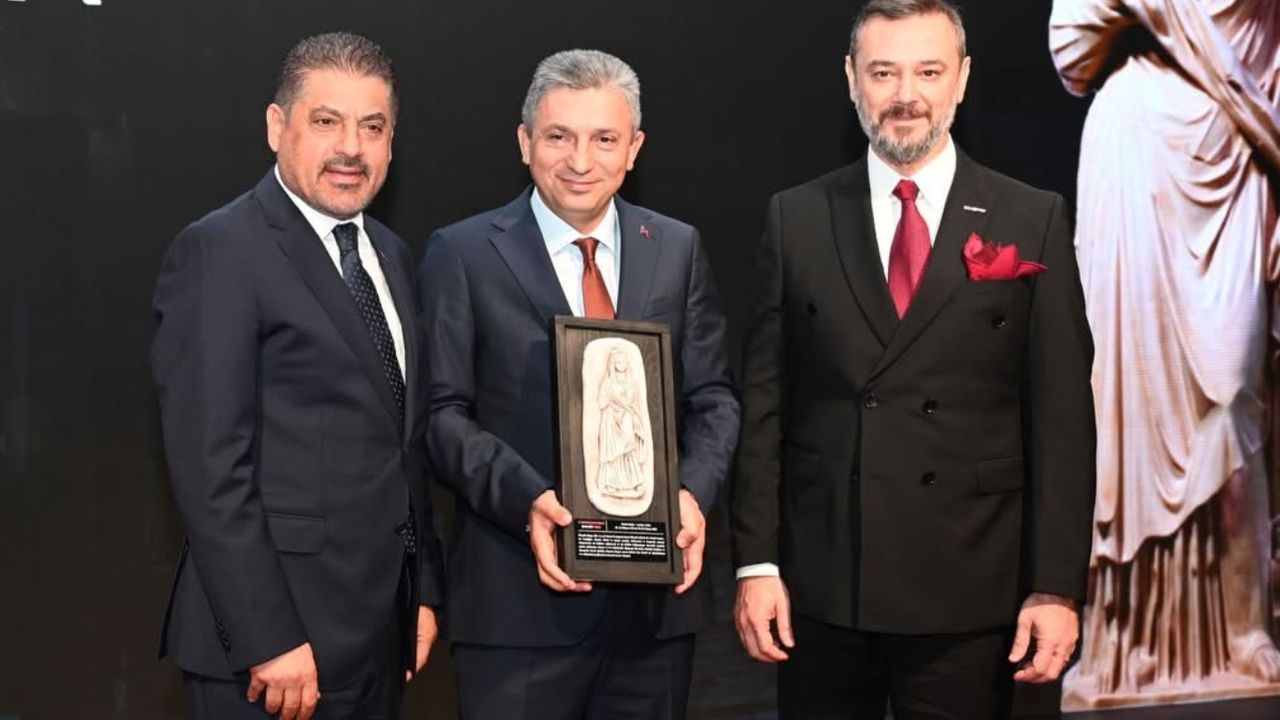 Antalya Ekonomi Zirvesi’nde İş Dünyası Buluştu