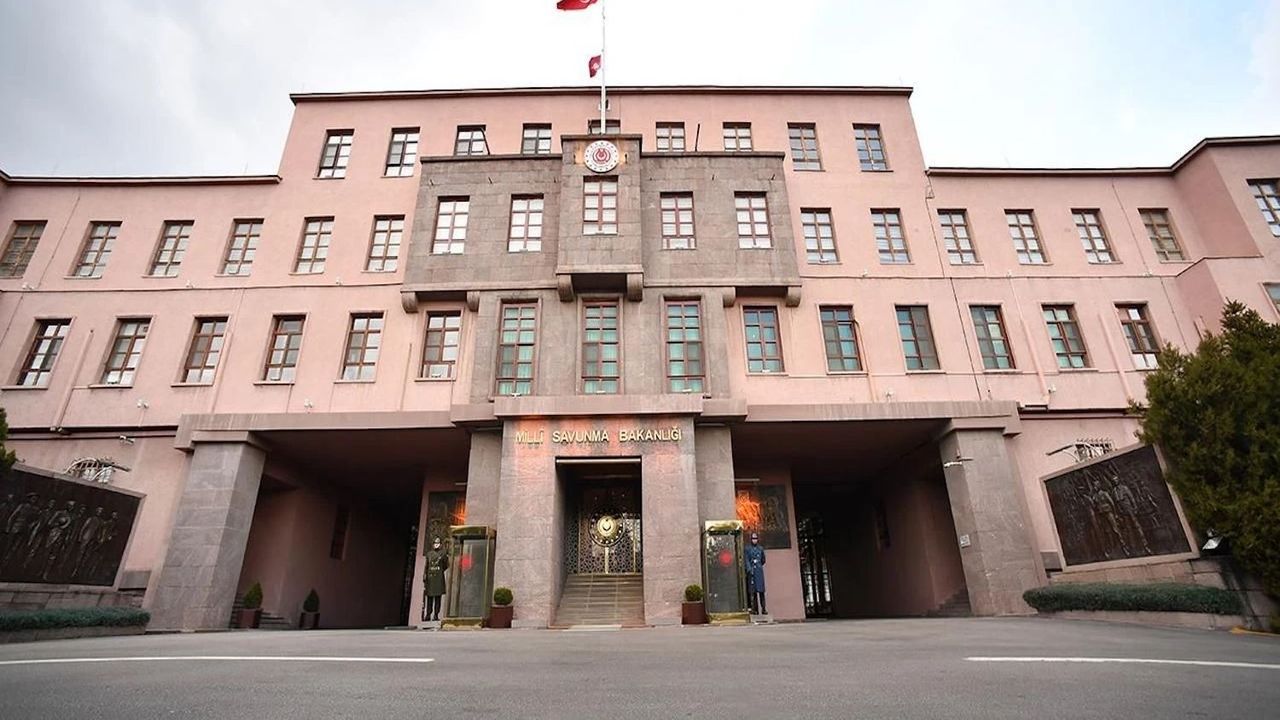 MSB: Düşen Nakliye Uçağı İncelemeleri Devam Ediyor